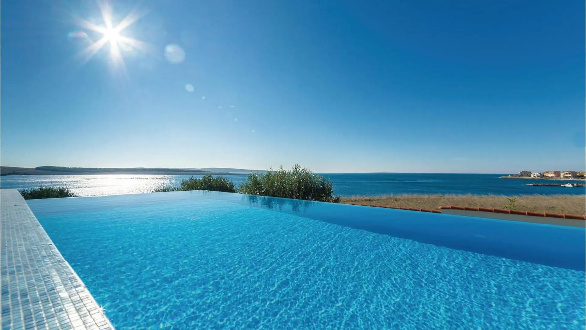 Lovely Home In Povljana With House Sea View