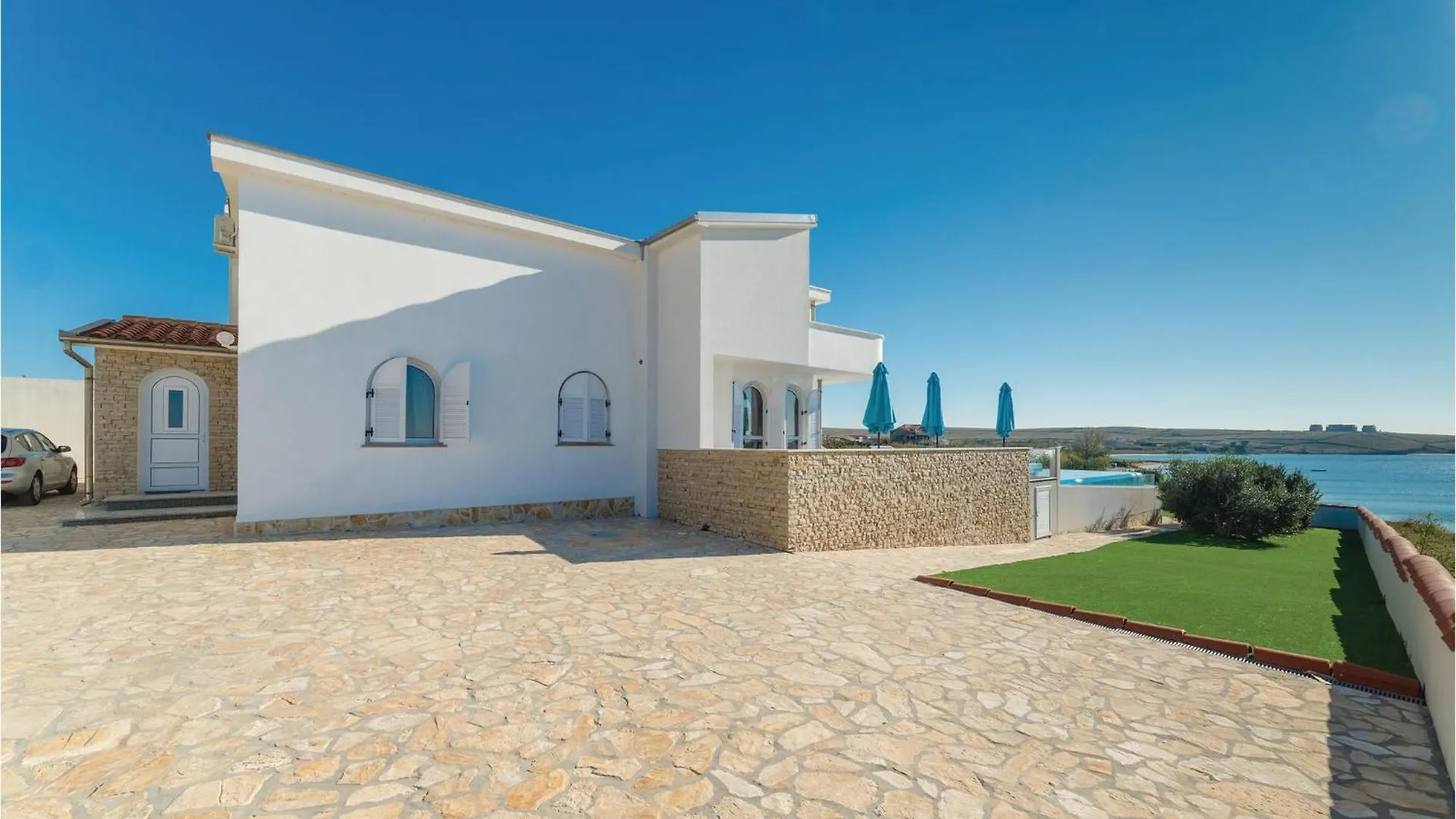 Holiday home Lovely Home In Povljana With House Sea View