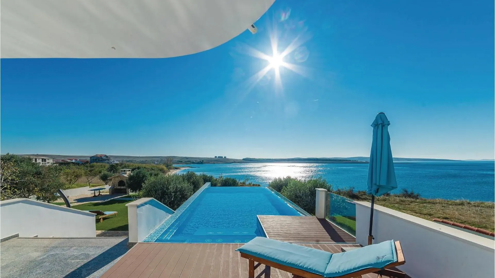 Lovely Home In Povljana With House Sea View